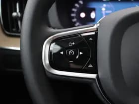 Volvo XC60 thumbnail 41