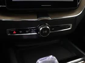 Volvo XC60 thumbnail 38