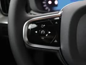 Volvo XC60 thumbnail 43