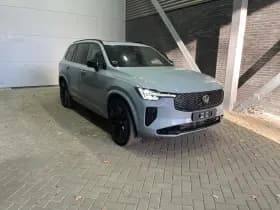 Volvo XC90 T8 Plug-in hybrid Ultra Black Edition | Luchtvering | Trekhaak | Head-Up | 360° Camera | Panoramadak