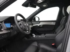 Volvo XC90 thumbnail 3