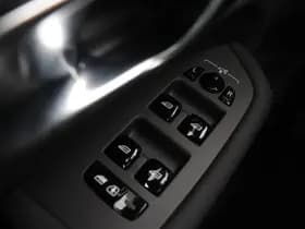 Volvo XC90 thumbnail 50