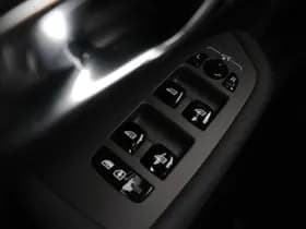 Volvo XC90 thumbnail 50