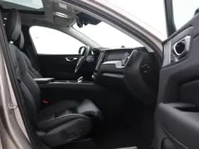 Volvo XC60 thumbnail 5