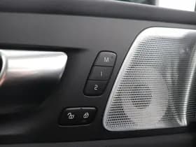 Volvo XC60 thumbnail 50