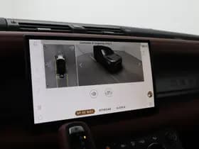 Land Rover Defender thumbnail 11