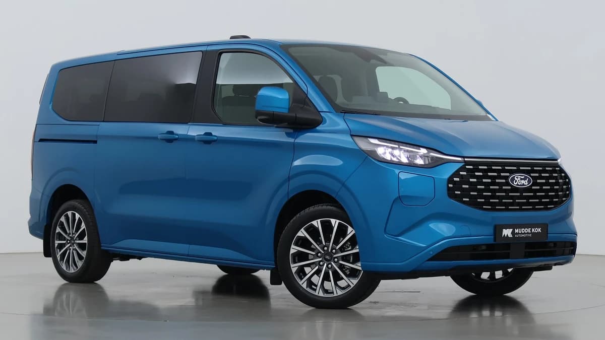 Ford Transit Custom — foto 1