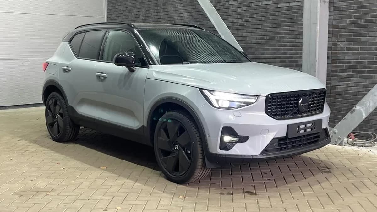 Volvo XC40 — foto 1