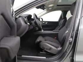 Volvo XC60 thumbnail 3