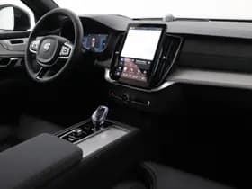 Volvo XC90 thumbnail 17