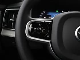 Volvo XC90 thumbnail 43