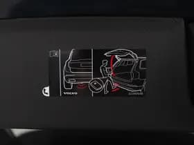 Volvo XC90 thumbnail 17