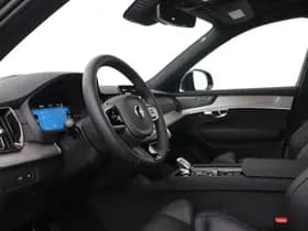 Volvo XC90 thumbnail 3