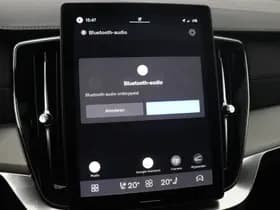 Volvo XC90 thumbnail 25