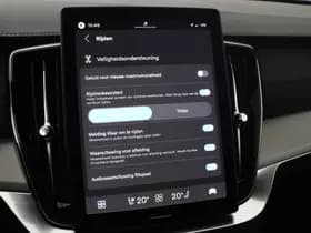 Volvo XC90 thumbnail 34