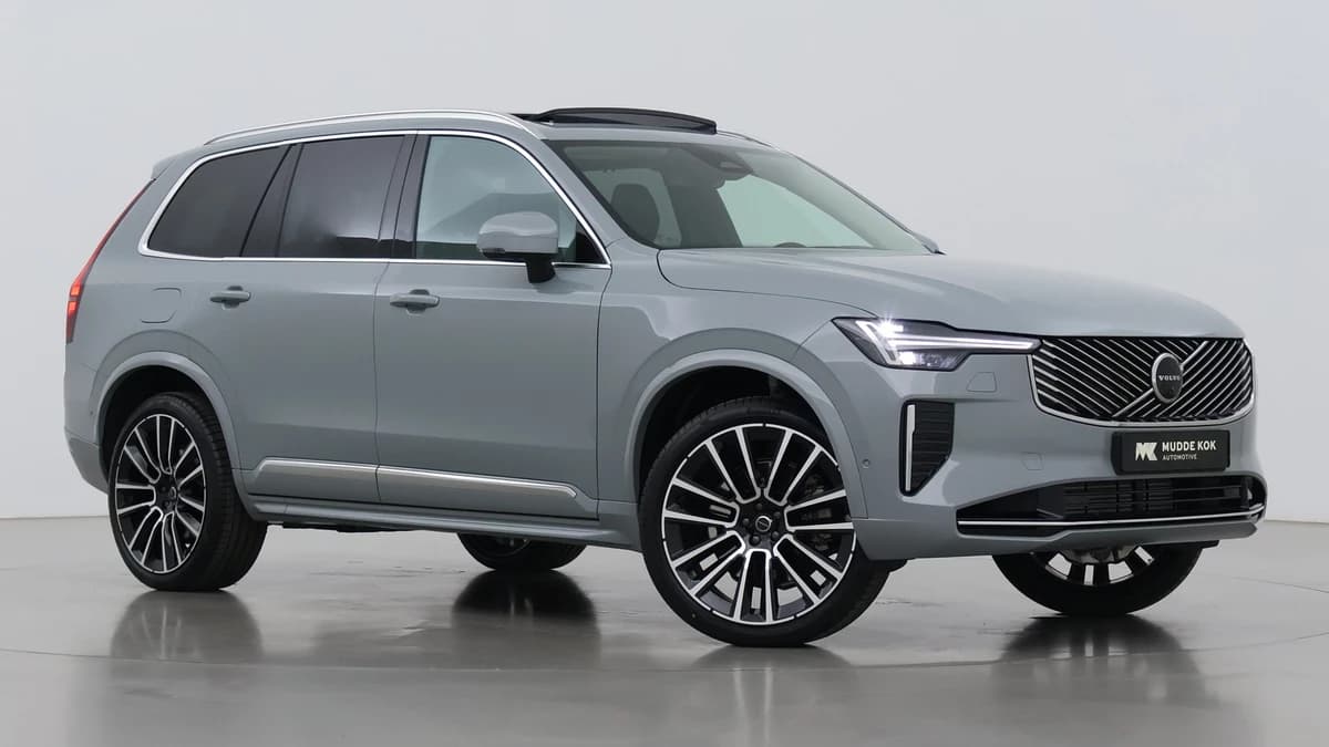 Volvo XC90 — foto 1