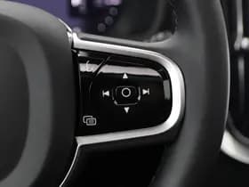 Volvo XC90 thumbnail 39