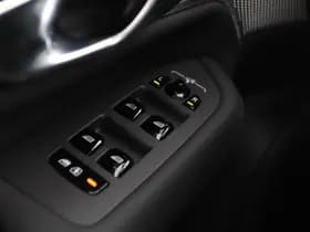 Volvo XC90 thumbnail 44