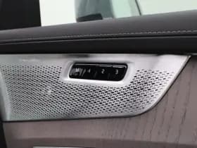 Volvo XC90 thumbnail 45