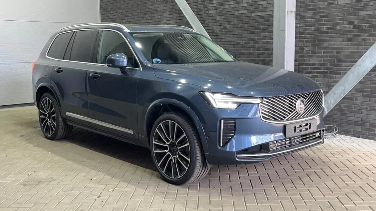 Volvo XC90 — foto 1