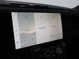 Land Rover Defender thumbnail 21