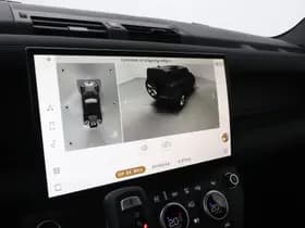 Land Rover Defender thumbnail 28