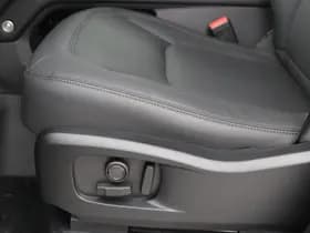 Land Rover Defender thumbnail 41