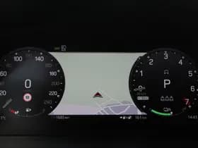 Land Rover Defender thumbnail 18