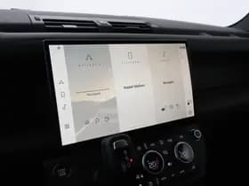 Land Rover Defender thumbnail 20