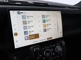 Land Rover Defender thumbnail 23