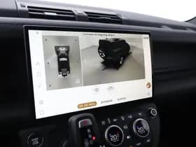 Land Rover Defender thumbnail 26