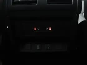 Land Rover Defender thumbnail 44