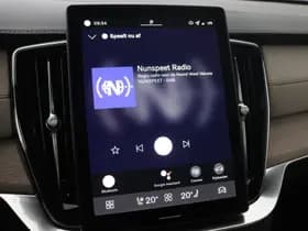 Volvo XC90 thumbnail 24