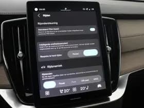 Volvo XC90 thumbnail 31