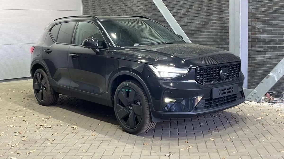Volvo XC40 — foto 1