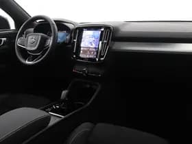 Volvo XC40 thumbnail 17