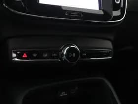 Volvo XC40 thumbnail 32