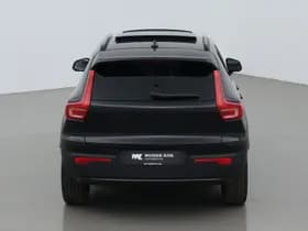 Volvo XC40 thumbnail 9