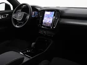 Volvo XC40 thumbnail 18