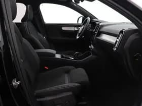Volvo XC40 thumbnail 5