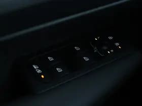 Volvo XC40 thumbnail 45