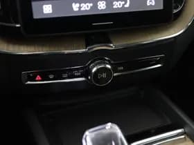 Volvo XC60 thumbnail 32