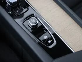 Volvo XC60 thumbnail 34