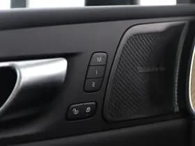 Volvo XC60 thumbnail 41