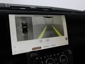 Land Rover Defender thumbnail 21
