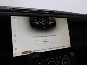 Land Rover Defender thumbnail 29
