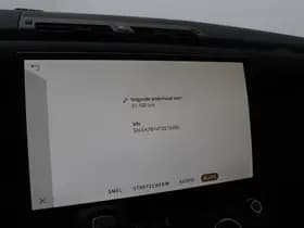 Land Rover Defender thumbnail 30