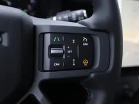 Land Rover Defender thumbnail 37