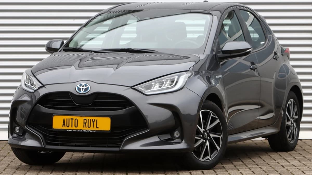 Toyota Yaris 1.5 Hybrid Dynamic Carplay / Camera / Stoel verw. — foto 1