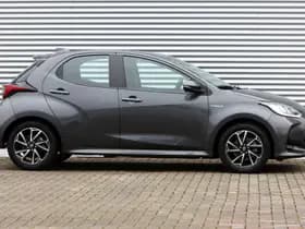 Toyota Yaris 1.5 Hybrid Dynamic Carplay / Camera / Stoel verw. thumbnail 3